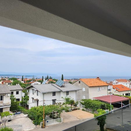 Apartmani M&L I M&J Малинска Экстерьер фото